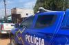 Denúncia termina com apreensão de mais de 5 kg de drogas e arma