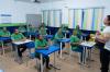 Com kit escolar e uniforme, alunos da EJA iniciam aulas na Vila Princesa 