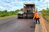 Rodovia-135, em Alta Floresta do este, recebe do governo revitalização com microrrevestimento