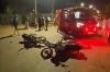 Colisão frontal entre duas motocicletas deixa três pessoas feridas