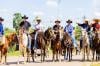 Deputado Pedro Fernandes celebra a tradição e cultura durante 14ª cavalgada da Expobim  