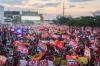 Milhares de estudantes tomam a Esplanada em apoio a Lula