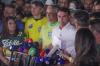 Moraes manda Flávio entregar passaporte e o proíbe de deixar o país