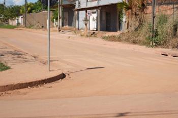 Asfalto transforma vidas e impulsionam pequenos negócios no bairro Planalto