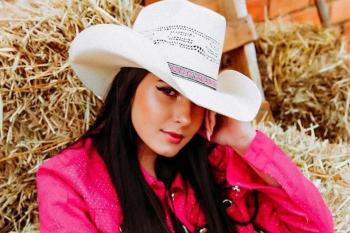 Equipe de Ana Castela reage a comentários sobre sexualidade: “Ataque pessoal”