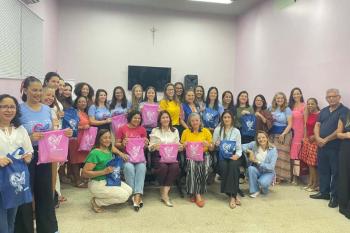 Campanha Lenços de Amor reforça solidariedade a pacientes com câncer