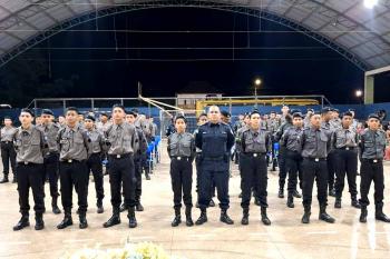 PM realiza formatura de encerramento de curso e promoção de policiais militares mirins do 6º BPM