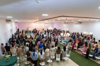 Prefeitura premia professores e equipes gestoras com melhores índices de aprendizagem em 2025