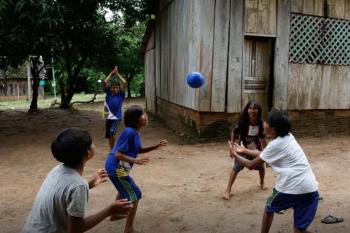 Unicef mapeia cidades onde crianças estão expostas a riscos ambientais