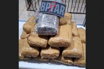 Adolescente de 16 anos é apreendido com 20 quilos de maconha na BR-364