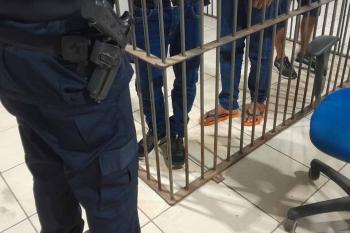 Adolescentes são apreendidos após arrastão e furto de celulares no carnaval