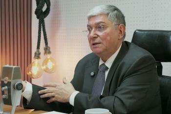 Desembargador critica atuação do STF, chama partidos políticos de “cartéis” e defende pagamentos extras a magistrados