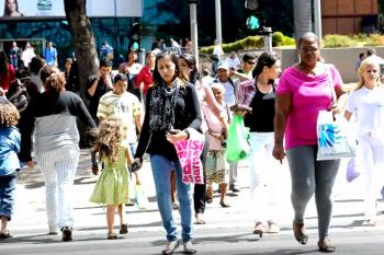 Quase 50% das mulheres brasileiras denunciam desrespeito