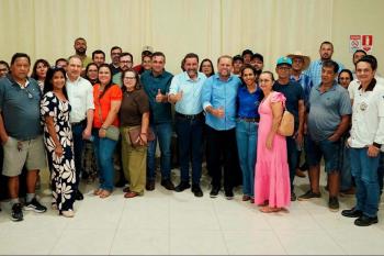Hildon e Cirone assumem compromisso com a pavimentação da rodovia do Boi