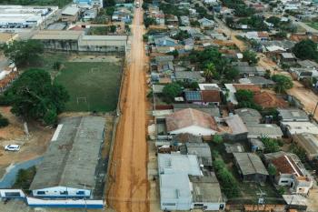 Prefeitura trabalha para asfaltar trecho da Rua Euclides da Cunha entre Marechal Rondon e Rio de Janeiro, no Setor 07