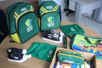 Porto Velho: Estudantes da rede municipal receberão novo modelo de uniforme em fevereiro