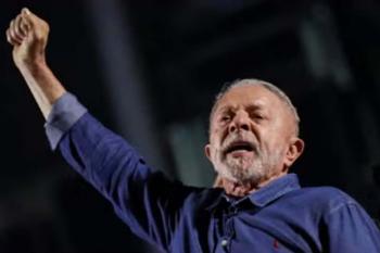 “Ato vergonhoso”, diz Lula sobre fuga de Flávio Bolsonaro