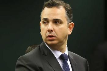 Enfraquecido, Pacheco comunica ao PT que não quer disputar governo de Minas