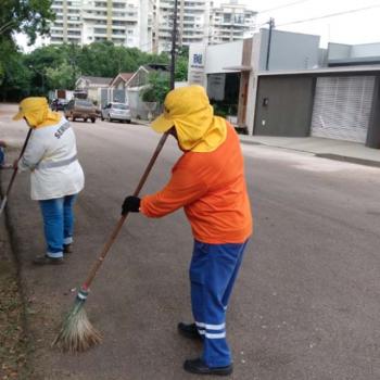 Mutirões de limpeza beneficiam bairros, praças, mercados e trecho da BR-364 em Porto Velho