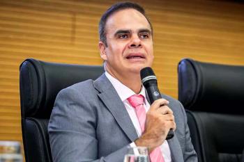 Deputado Alan Queiroz entrega carretinha basculante para fortalecer a agricultura do município de Buritis