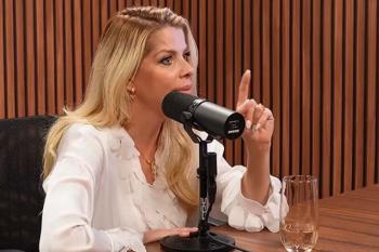 Karina Bacchi revela fase de celibato: 