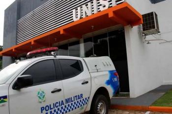 PM fecha ponto de tráfico e prende suspeitos com drogas, dinheiro e munições