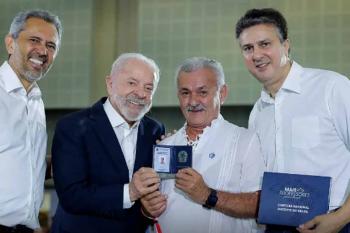 Pacto contra o feminicídio busca colocar leis em prática, diz Lula