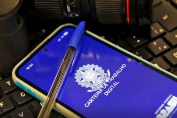 Desemprego cai para 5,3%, o menor para o trimestre terminado em julho