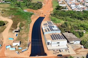 Obras da Linha 625 entram em nova fase e avançam com aplicação de asfalto