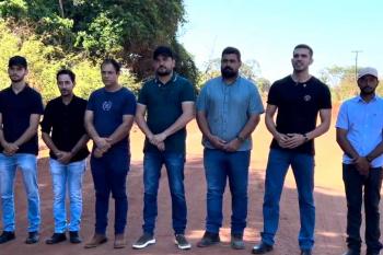 Deputado Jean Mendonça e autoridades locais acompanham avanço das obras na RO 494 em Primavera de Rondônia