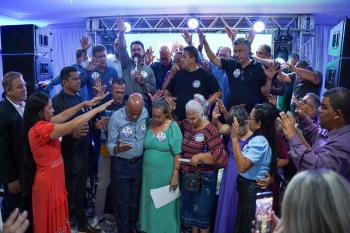 Pastor Evanildo assina carta de compromisso em ato que reúne pastores de diferentes denominações em Porto Velho