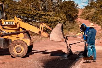 Prefeitura avança com Operação Tapa-Buracos: Restauração sistemática das ruas urbanas