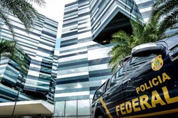 PF está com celular de Vorcaro e afirma poder enviar dados a ministros