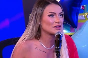 Andressa Urach fala sobre passado sexual e revela ter ficado com mais de dois mil homens