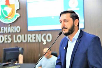 Juiz nega pedidos de indenização, retirada de conteúdo e retratação em processo movido por vereador contra páginas de notícia