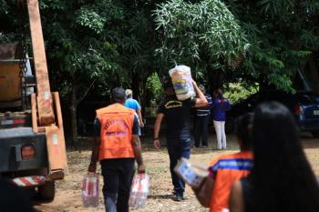 Defesa Civil e Assistência Social garantem transporte, alimentos e água potável às famílias atingidas