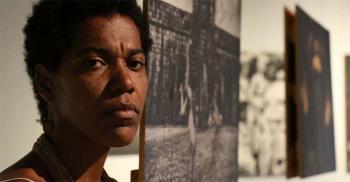 Radicada em Rondônia, artista Marcela Bonfim participa da mostra Dos Brasis – Arte e Pensamento Negro