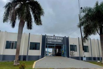 Equipes reforçam limpeza no Cemitério Santo Antônio nesta segunda-feira
