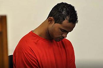 Goleiro Bruno é preso em São Pedro da Aldeia após 2 meses foragido