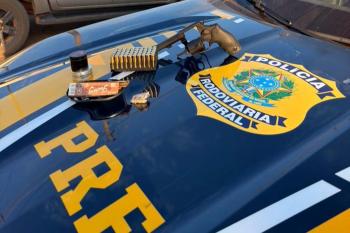 PRF apreende 01 revólver calibre .38 e 50 munições em Vilhena