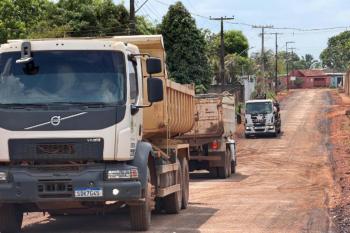 Nova pavimentação chega ao bairro Nova Esperança