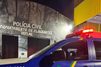 Dupla é presa após assaltar casal de jovens no Espaço Alternativo