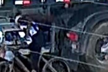 Homem em bicicleta é flagrado furtando alimentos em Vilhena