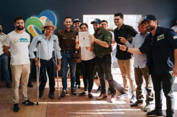 Semagri entrega Selos Artesanais de origem animal e vegetal a produtores