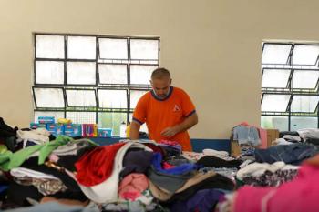 Governo anuncia R$ 60 milhões para reconstrução de escolas em MG