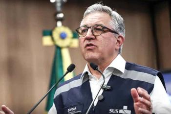 Governo entrega aceleradores lineares para radioterapia para 5 estados