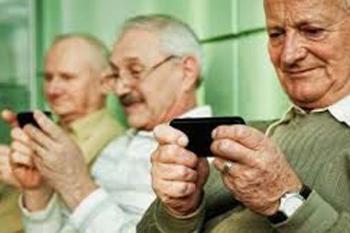 Capacitação e atendimento para aposentadas e aposentados do Iperon é oferecido durante evento