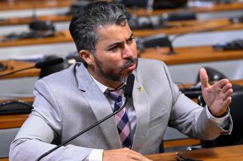 Marcos Rogério propõe endurecer penas para crimes contra embarcações 