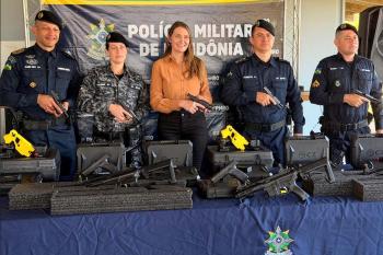 Deputada Gislaine Lebrinha reforça segurança com entrega de armamentos na BR-429