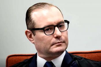 Zanin: não dá para investigar Moraes sem julgar atos de Mendonça